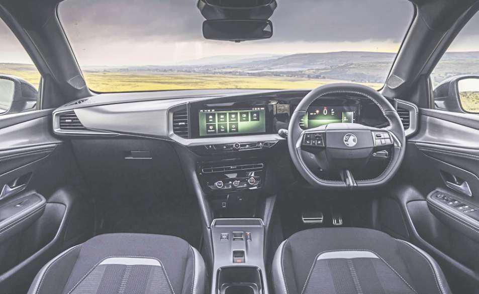 Hybrid Mokka offers best of both worlds