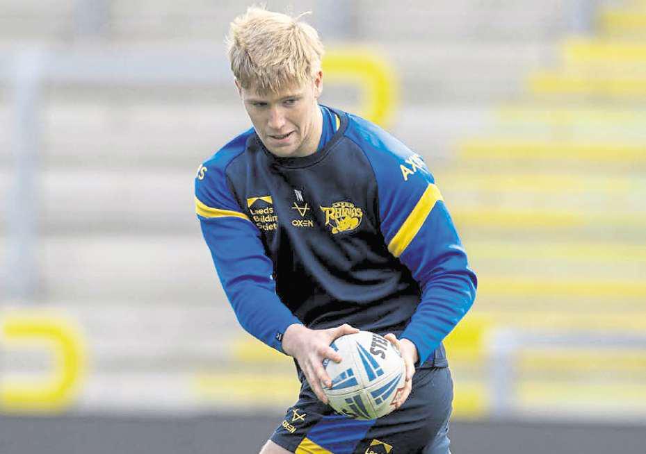 Forward Warren makes move to Midlands after Rhinos exit