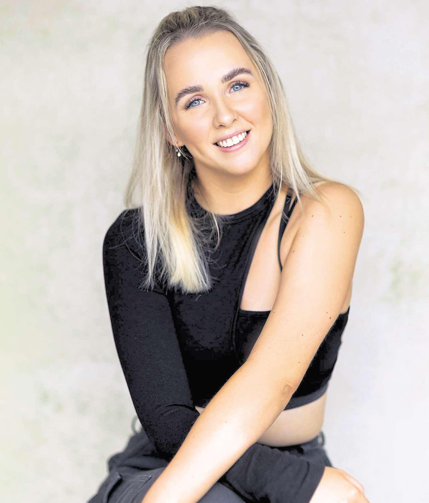 Chloe's inspiring dance classes help people find their rhythm of life