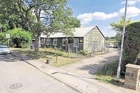Council is planning to replace 'unsafe' Leeds community hall