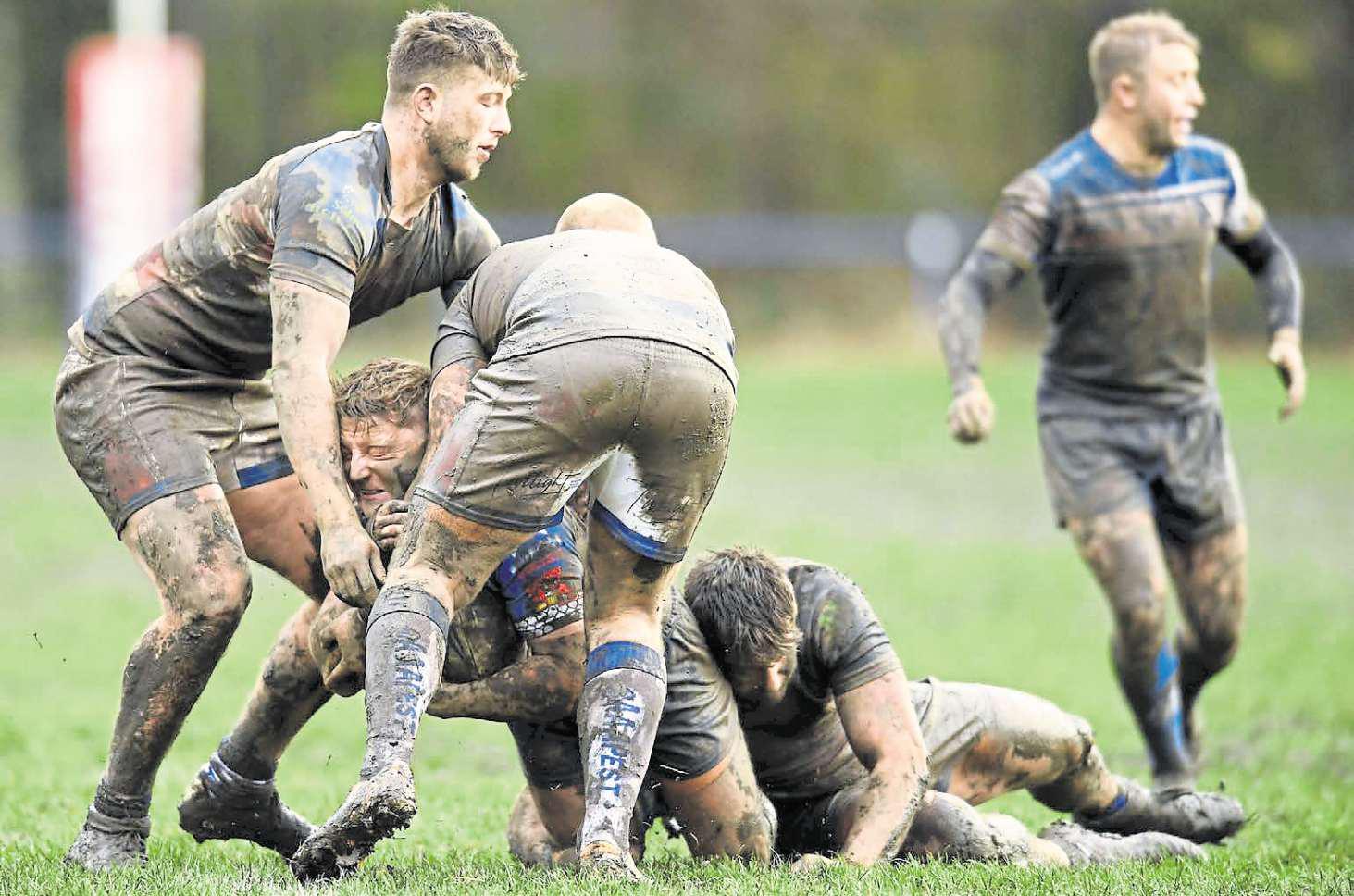 Amateurs Lock Lane secure Cup clash with treble winners
