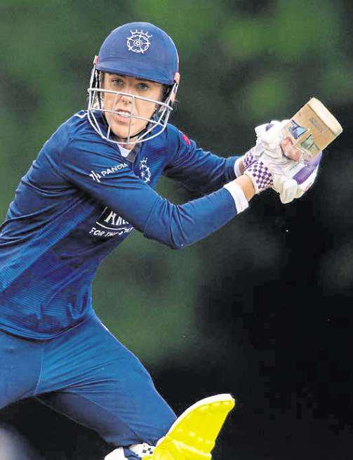 Hampshire hopes alive of One-Day Cup double