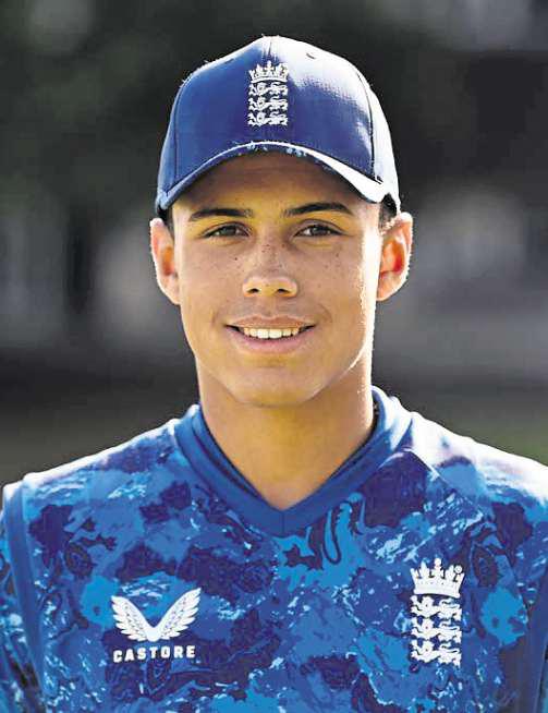 Fantastic World Cup double for Hants pair