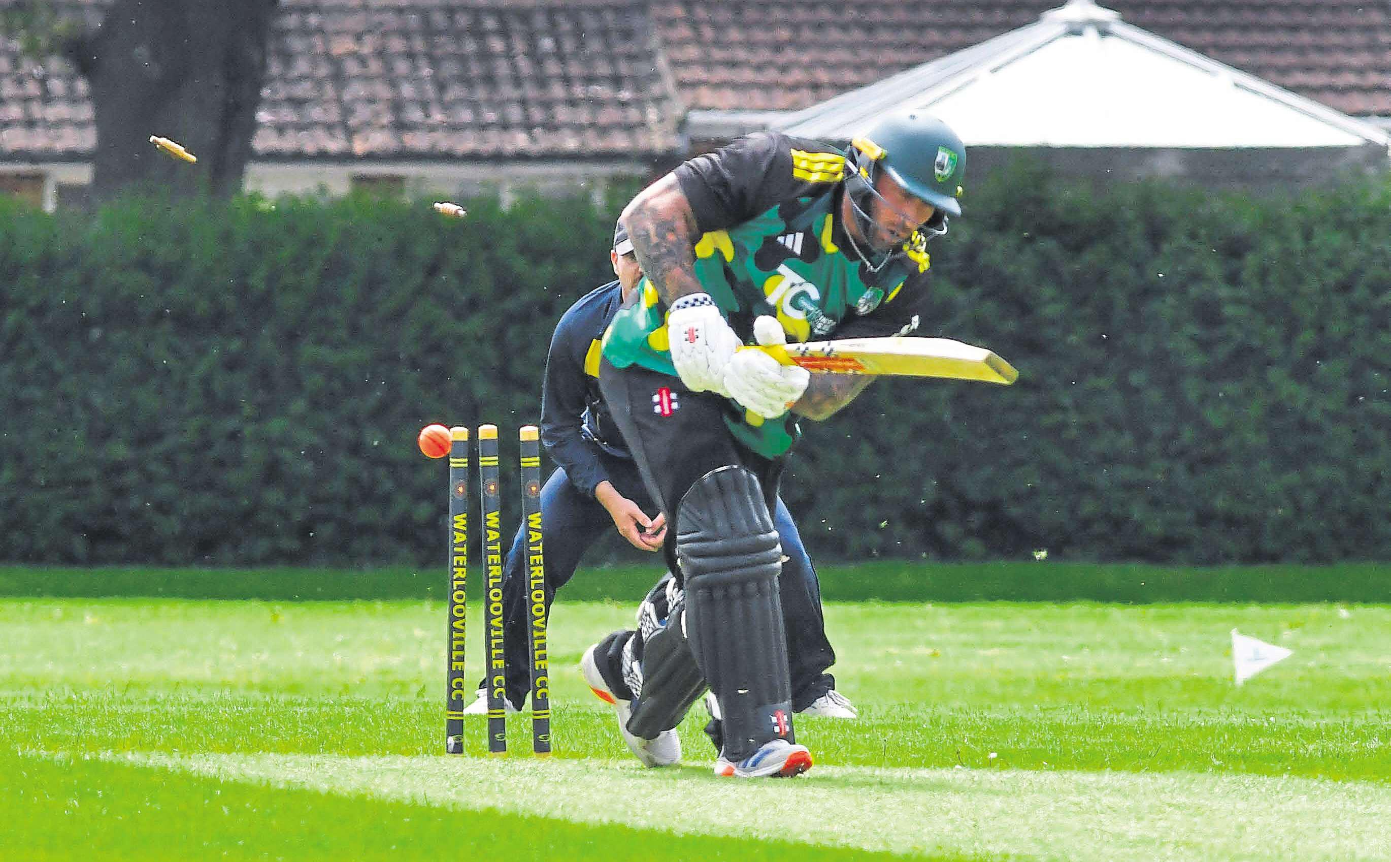 Whitfield holds his nerve as Ville claim nail-biting SPL T20 success