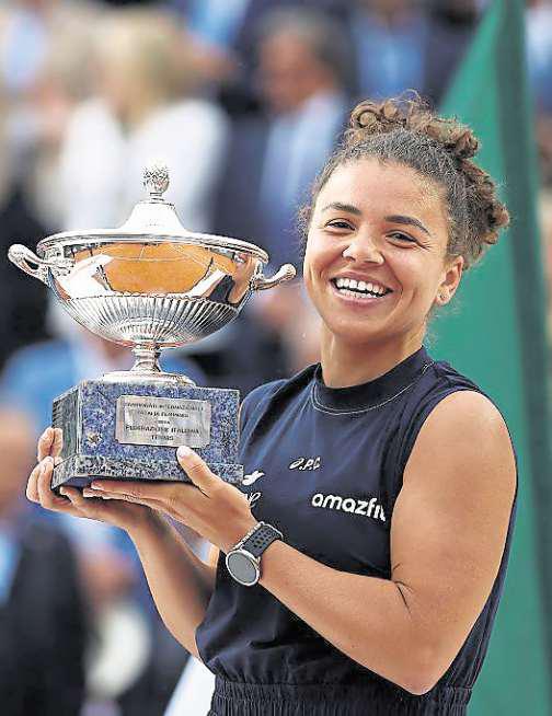 Wait for an Italian job is over as Jas takes title