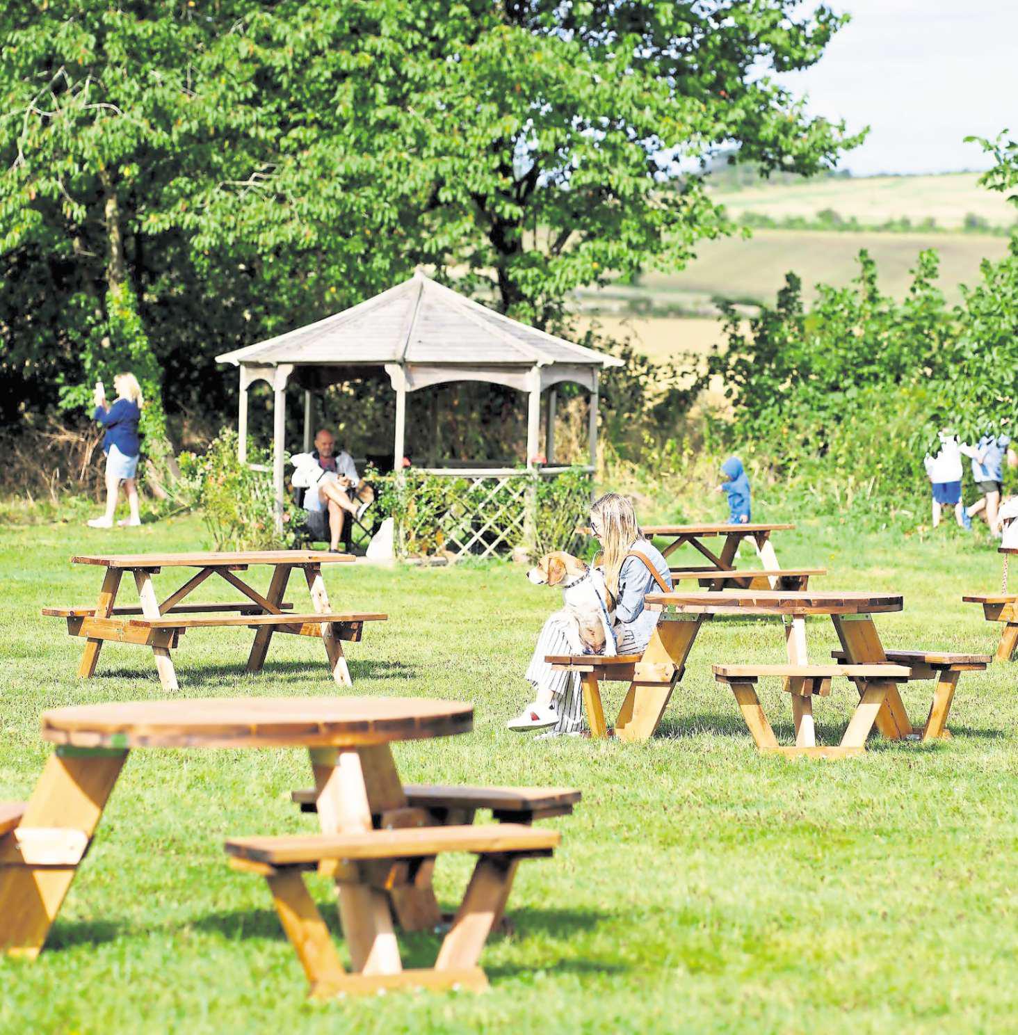 'Figures show public need to support their local pubs'