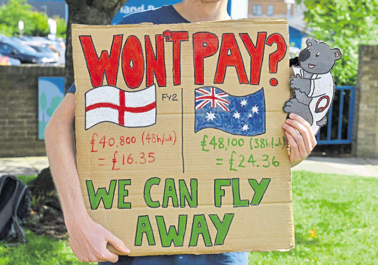 Echoes of austerity haunt NHS pay battle as tensions rise again