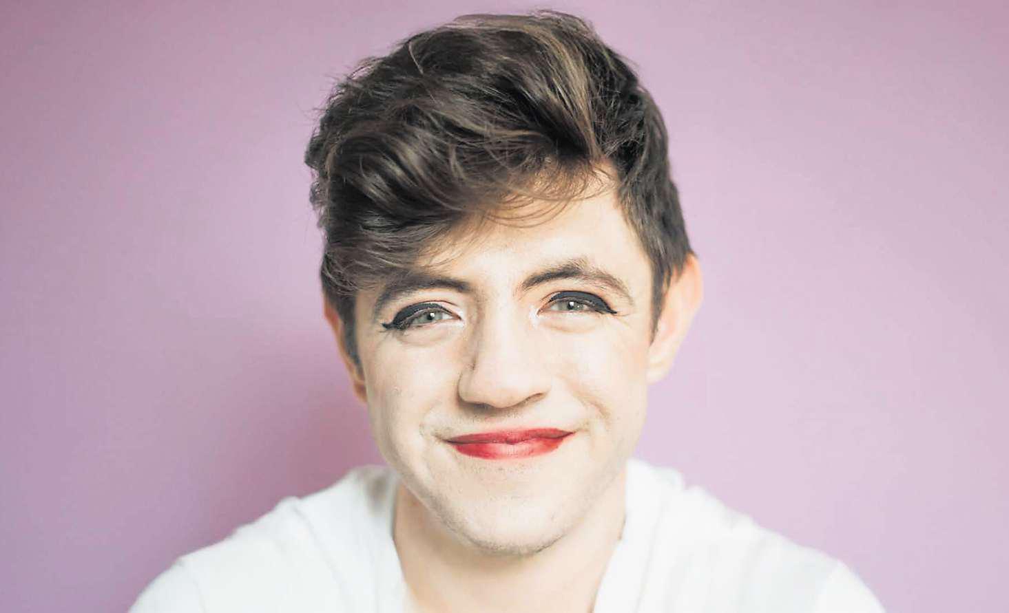 Poets primed for preview nights of laughter and song in fringe festival