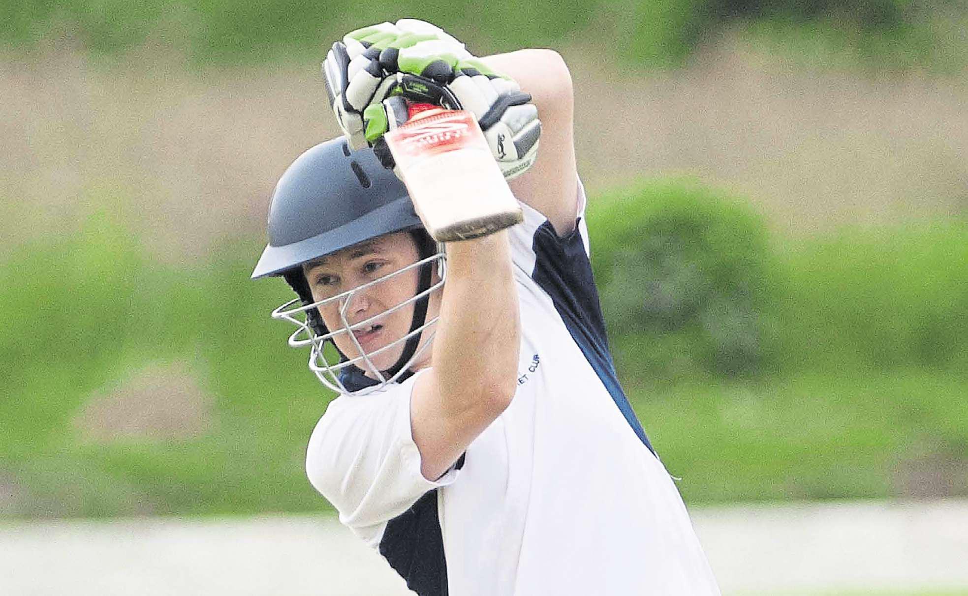 Vernons captain Wes aims to lead from the front with bat
