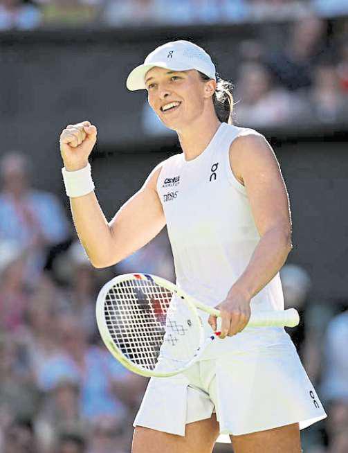 Swiatek hits out after her maiden Wimby win