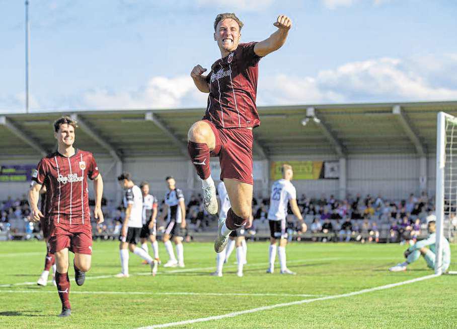 Magpies' right-hand man hails fightback in opening-day display