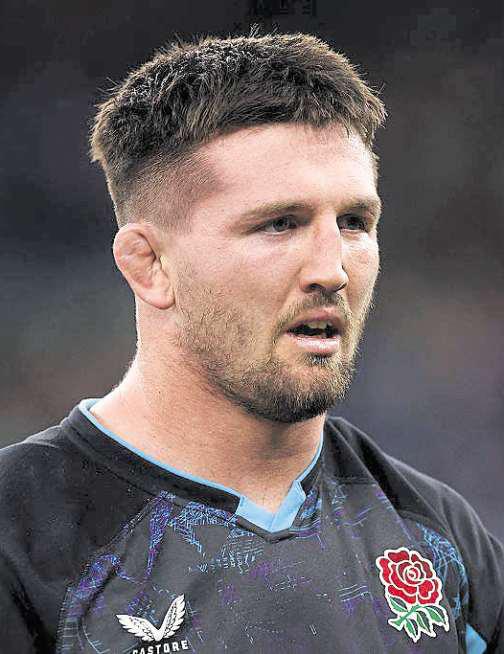 Pumas' coach says Curry is 'a bully' after tunnel clash