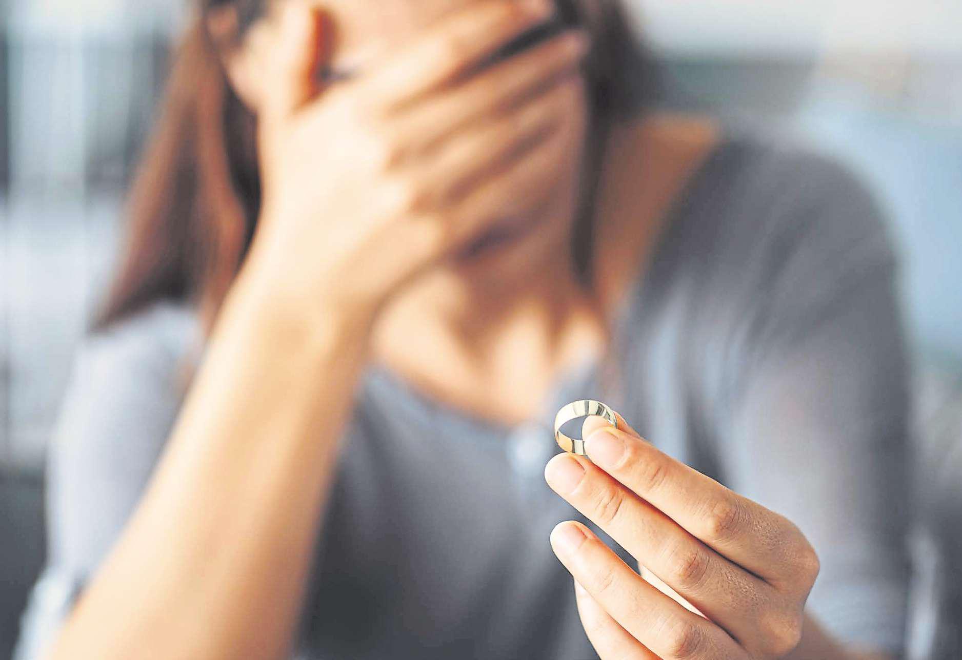 Dealing with the emotional fall out from the end of a marriage