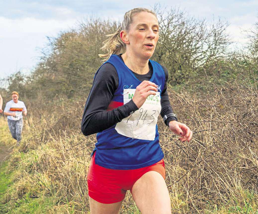 Young Harriers in red-hot form in chilly conditions