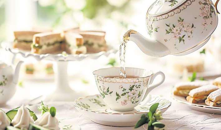 Infernal question – cream before jam or vice versa?