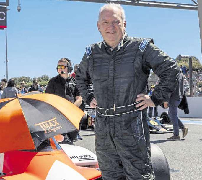 Classic F1 McLaren roars down runway