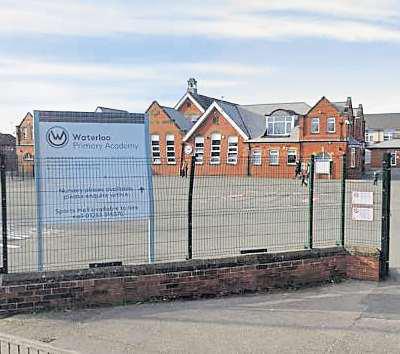 School refutes claim over prom dress damage