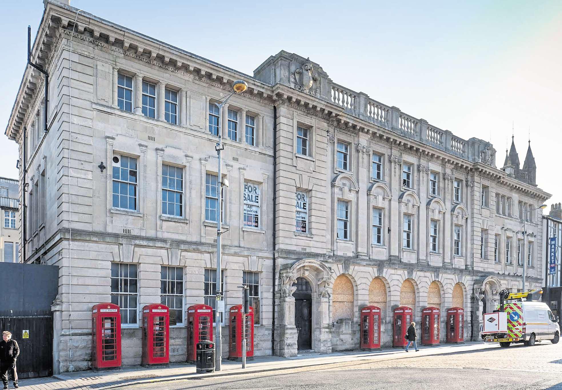 Move to turn landmark post office into hotel step closer
