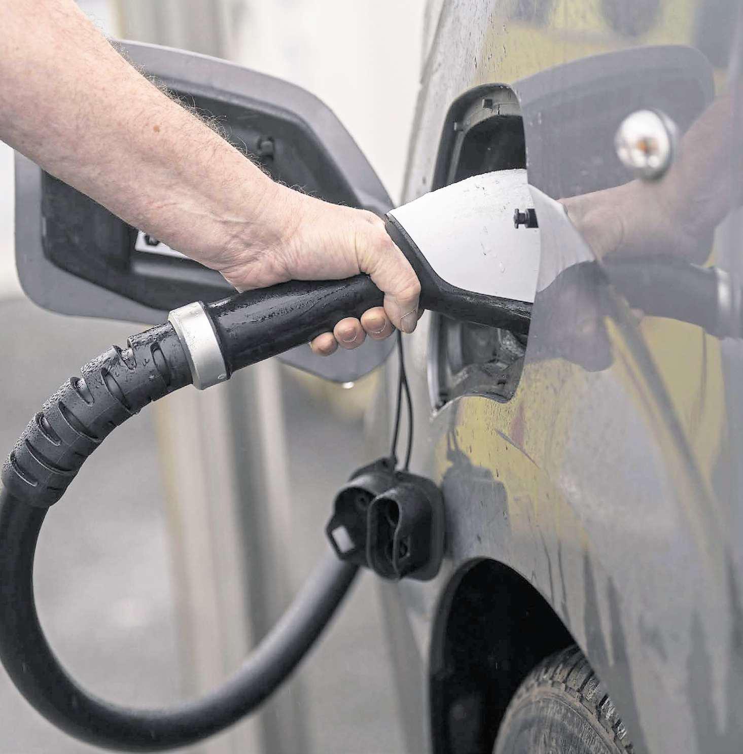 Government funding thousands of new EV charge points in county