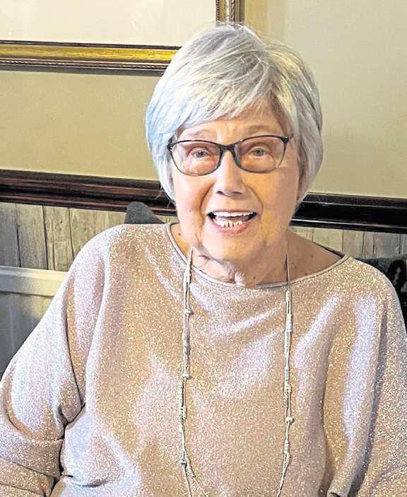 Lodge donation in tribute to Dot