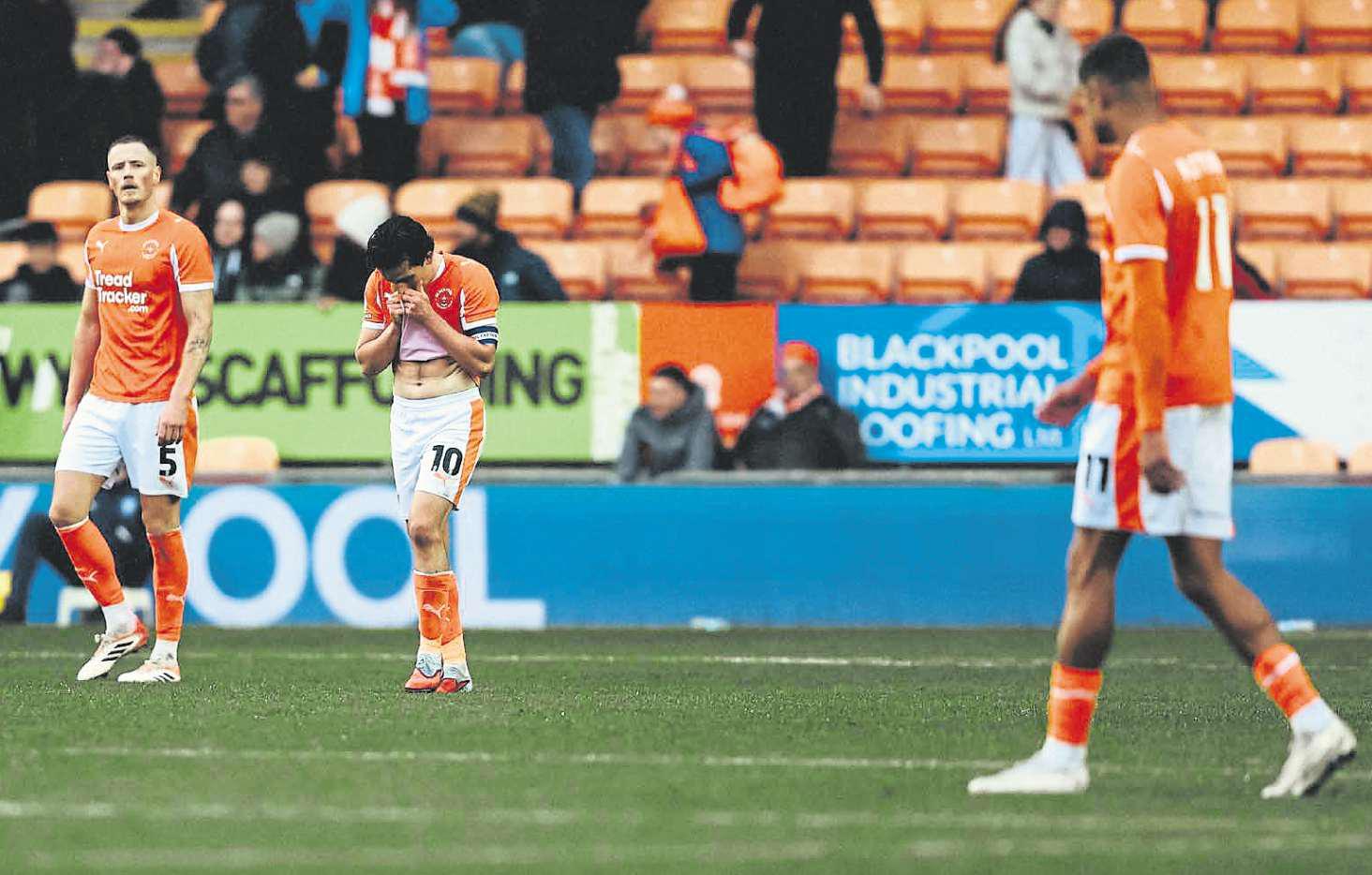 Pool's flat performance leads to a right Royal toil