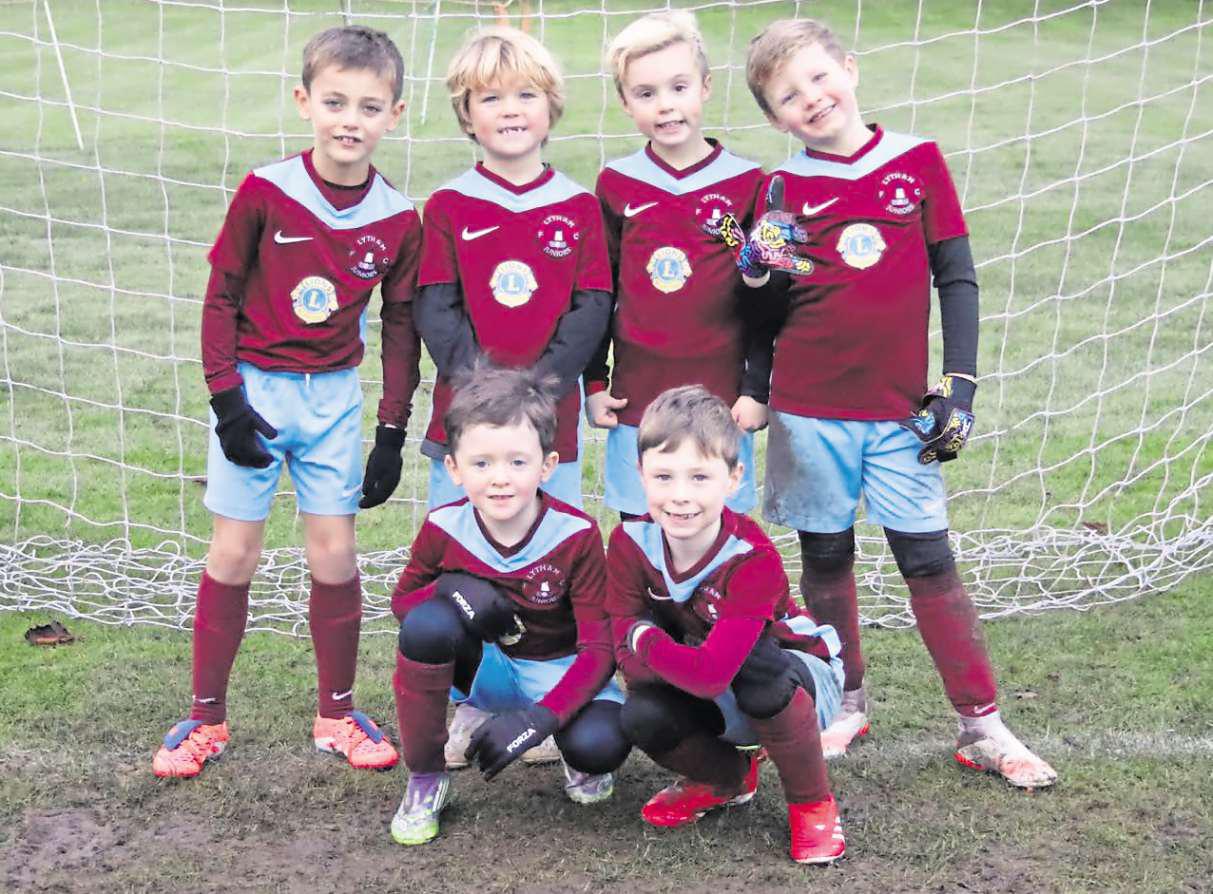The Maroons and Reds produced a colourful B&DYFL weekend clash