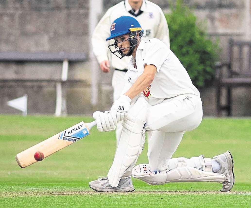 Trio kick off the league season in winning fashion