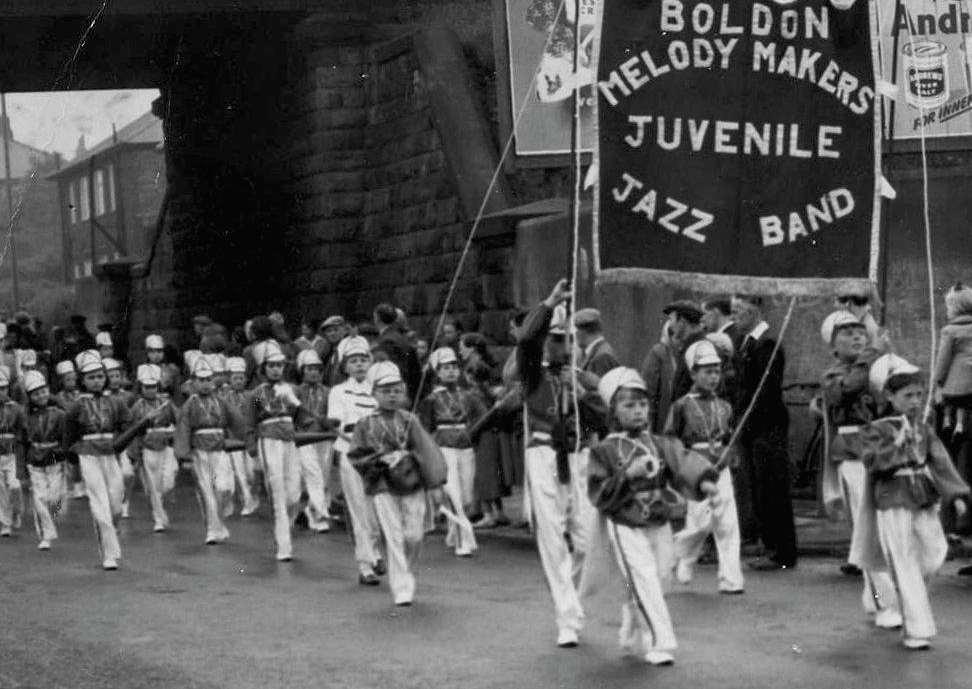 Tune in to these dazzling photos of jazz bands on the march