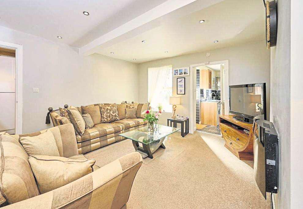 The best of coastal living – and it even has a granny flat