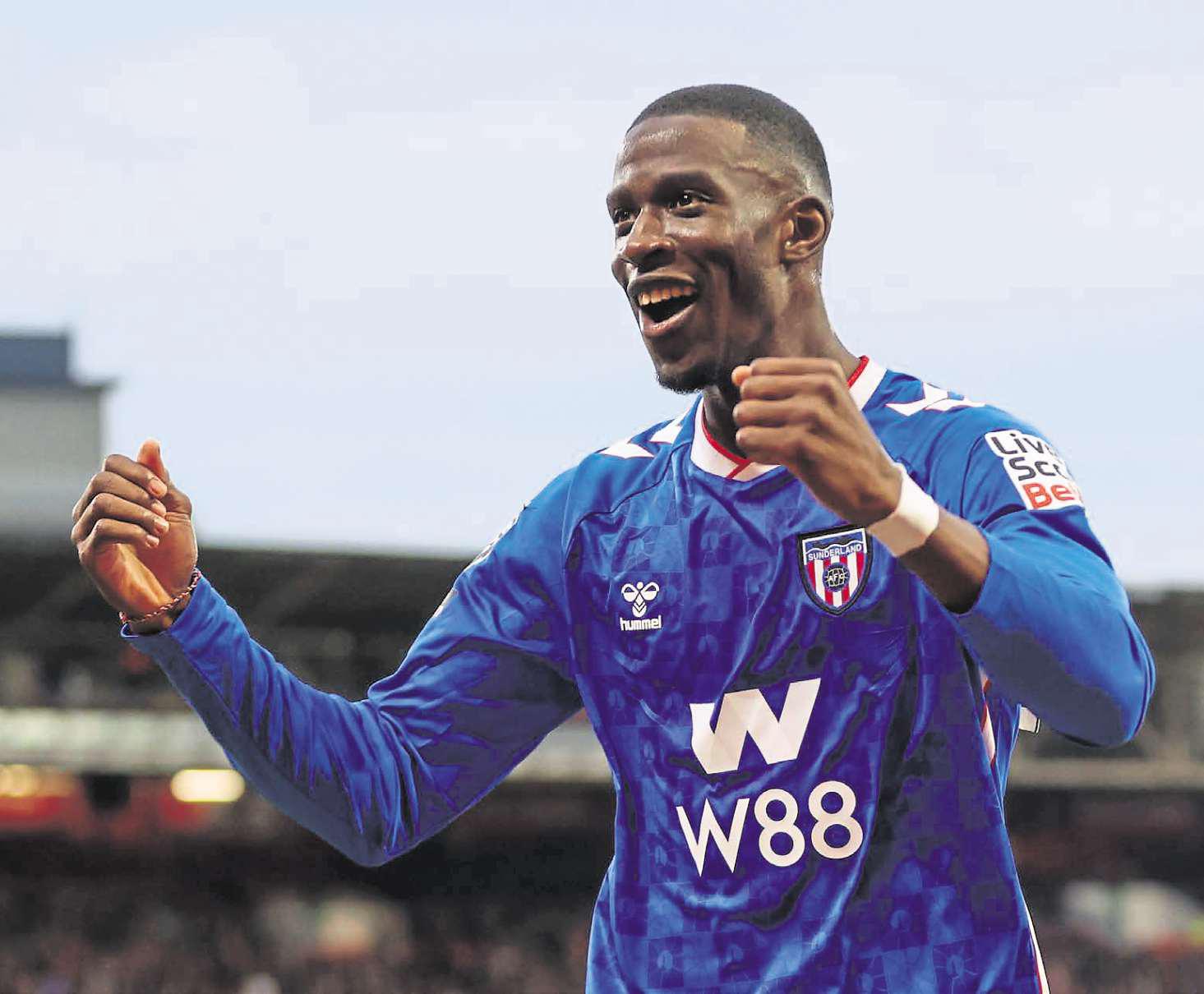 Le Bris quashes injury concern with Mukiele fit to face United