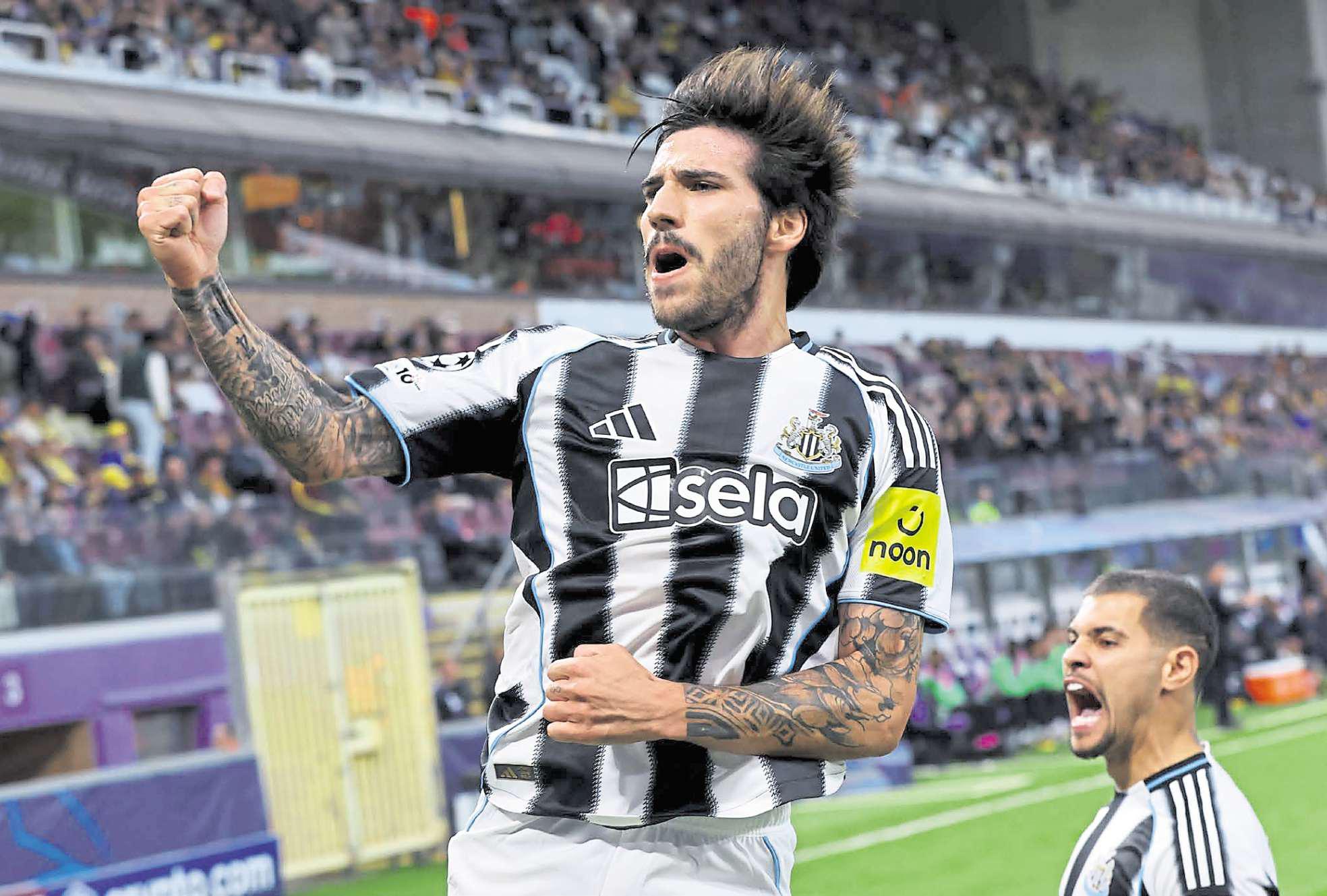 Tonali refuses to rule out a return to Italy amid continued links to Juve
