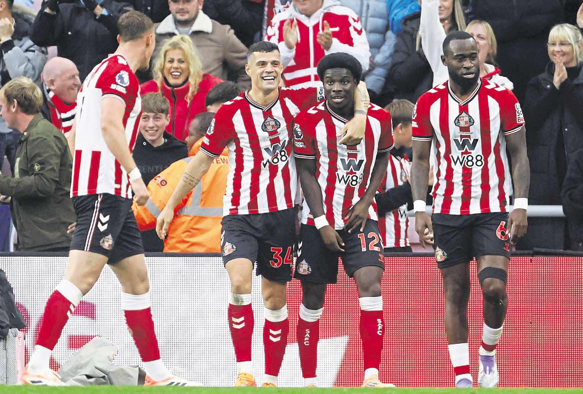 Le Bris: Xhaka is like a second coach - he's vital for the Cats' young players