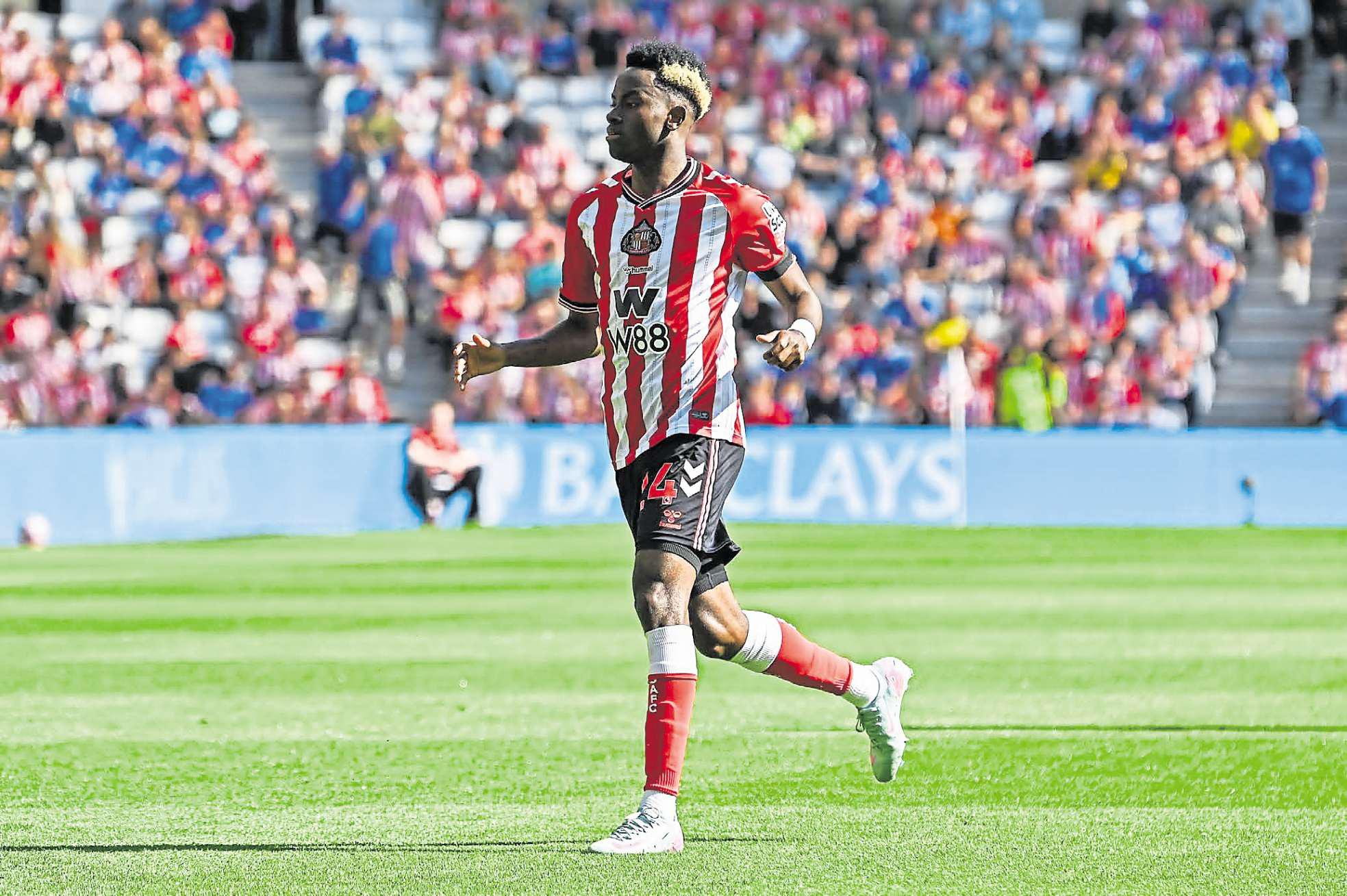 Le Bris: Simple, Simon has benefited from missing international matches