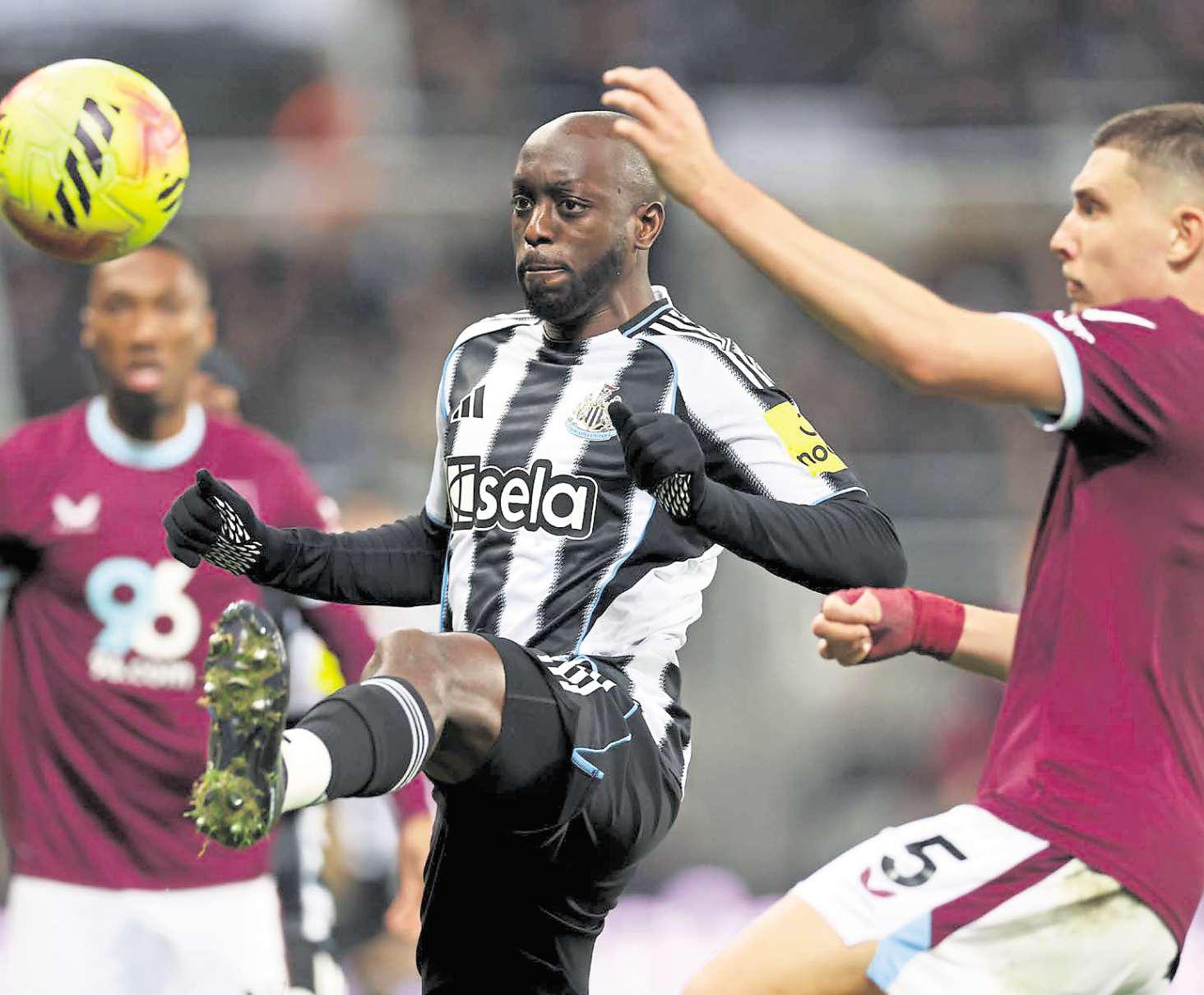 United confirm Wissa fitness 'knock back' ahead of derby