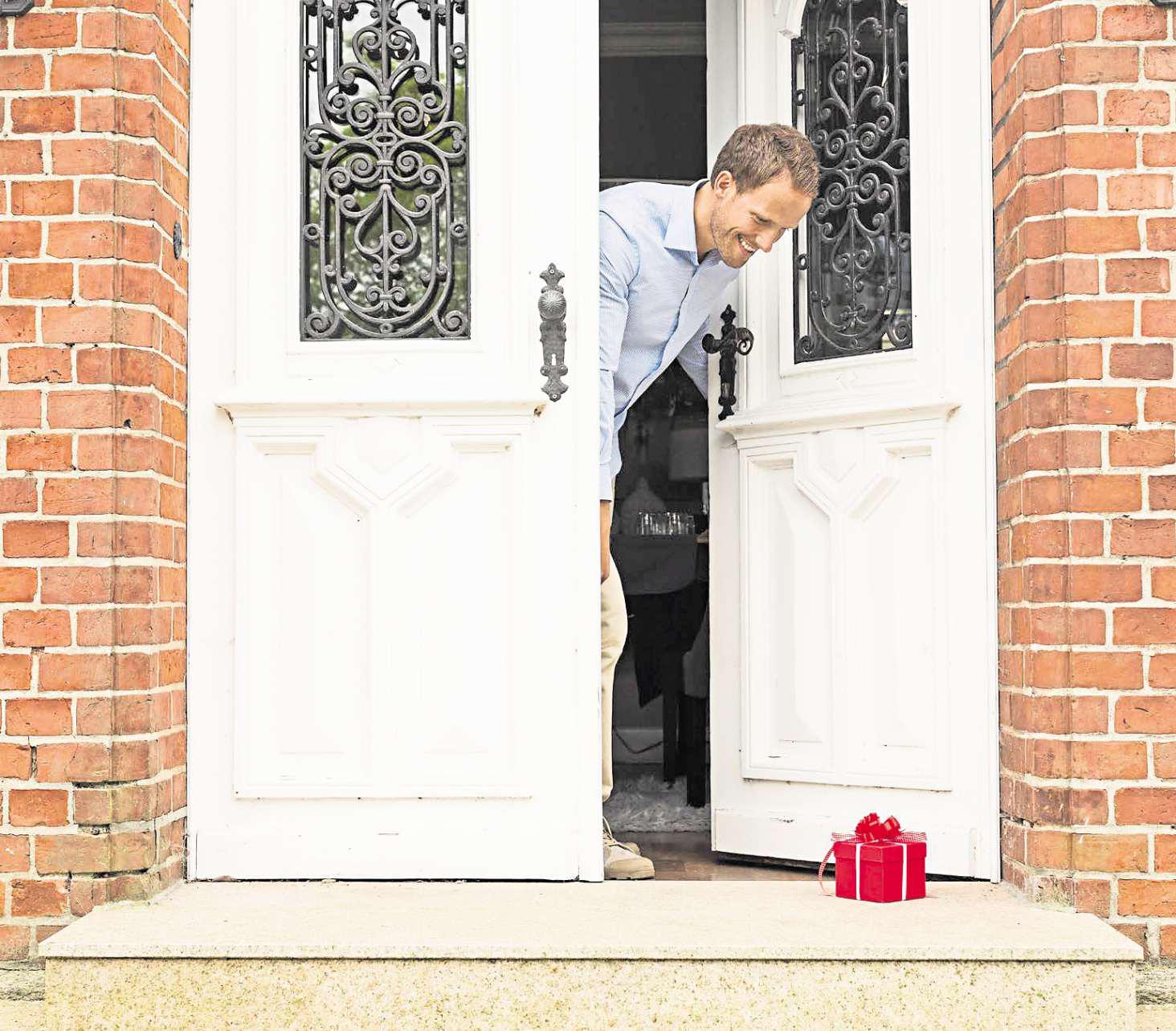 Almost 2 million adults facing Christmas alone