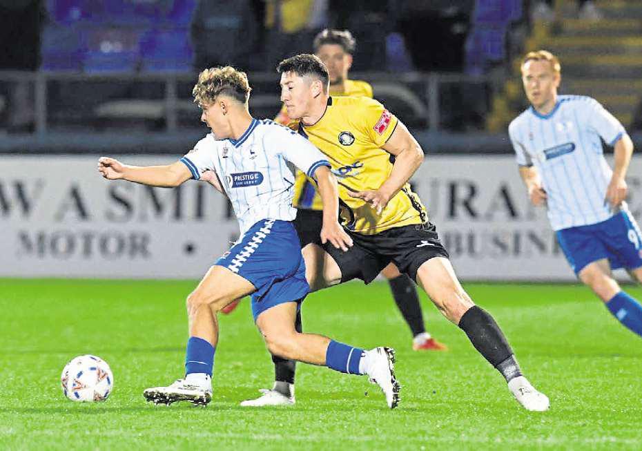 Kian has to aim for Pools' first team after Hornets loan - Dan