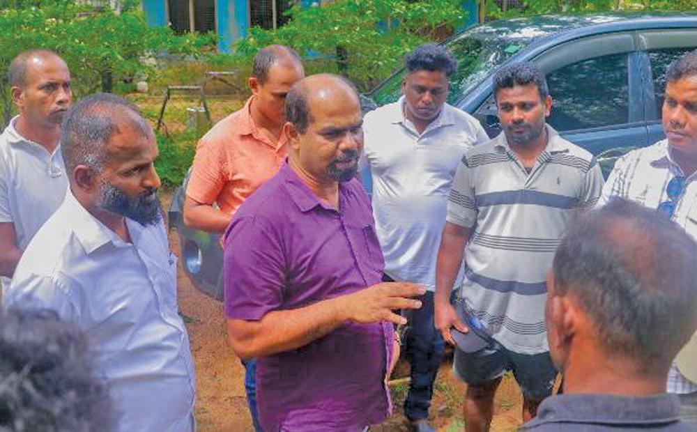 அவிசாவளை தோட்ட இளைஞன் மீது தாக்குதல்: உரிய நடவடிக்கை எடுக்கப்படும்