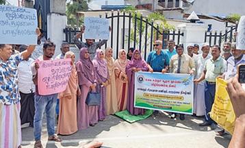 இறக்காமத்தில் விழிப்புணர்வு ஊர்வலமும் மரநடுகையும்