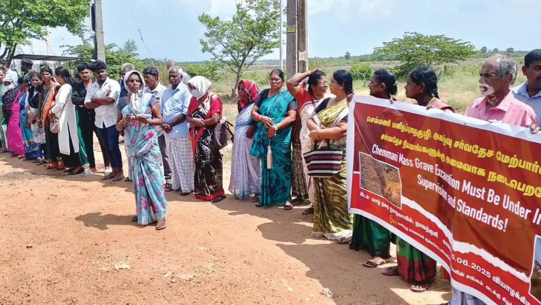 இலங்கையில் தொடரும் மனித புதைகுழிகள் : செம்மணி புதைகுழியின் மர்மம் துலங்குமா?