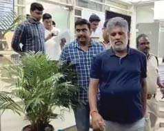 இலங்கைக்குத் தப்ப முயன்ற முன்னாள் எம்.எல்.ஏ.கைது
