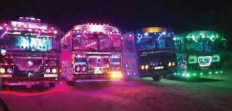 நுவரெலியாவுக்கு வருகைதரும் சுற்றுலா பேருந்துகளால் பொதுமக்கள் அசௌகரியம்