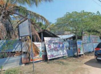 மண்முனை தென்எருவில்பற்று பிரதேசசபை தவிசாளரின் நடவடிக்கைக்கு எதிர்ப்பு தனியார் கல்வி நிலைய ஆசிரியர்கள், ஊழியர்கள் பகிஷ்கரிப்பு