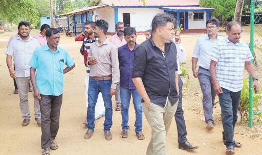 ஓமந்தையில் அரச காணியை பொலிஸார் அபகரிக்கும் முயற்சி மக்களால் முறியடிப்பு