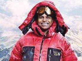 ஏழு சிகரங்கள் சவாலை வெற்றிகரமாக நிறைவேற்றிய முதலாவது இலங்கை மலையேறி ஜொஹான் பீரிஸ்