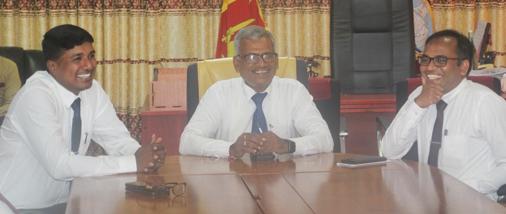 மன்னார் நகர பிரதேச செயலாளர் அரச அதிபர் முன்னிலையில் கடமையேற்பு