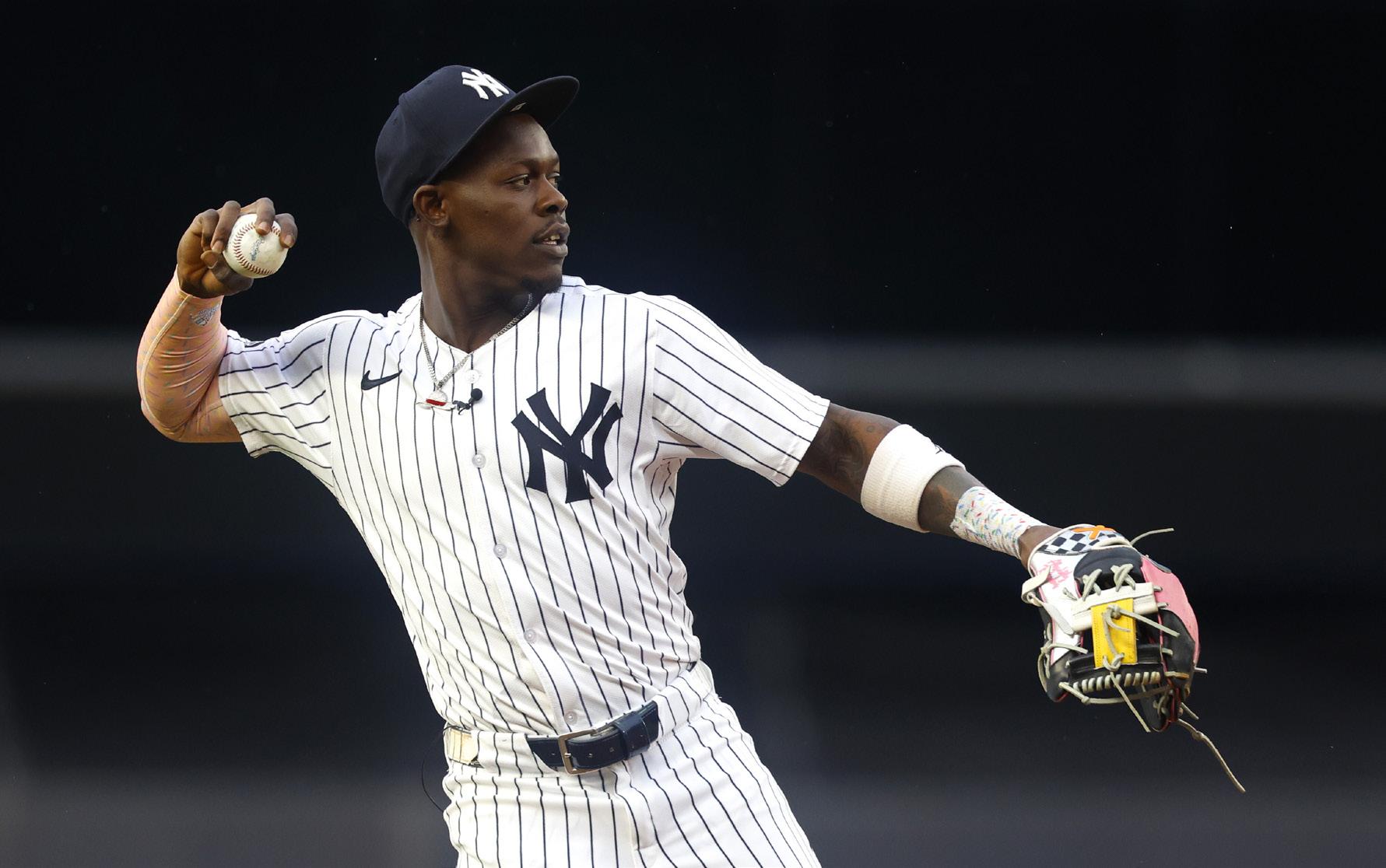 Jazz Chisholm's versatility helps the Yankees maintain first-place lead in AL East