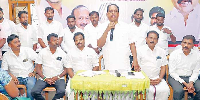 வடமாநில தொழிலாளர்களின் பெயர்கள் வாக்காளர் பட்டியலில் சேர்க்கப்பட்டுள்ளதா என்பதை கண்காணிக்க வேண்டும்