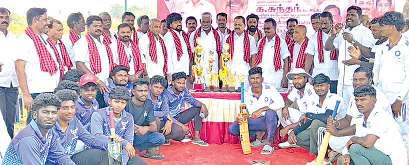 உத்திரமேரூர் அருகே திமுக சார்பில் கிரிக்கெட் போட்டி