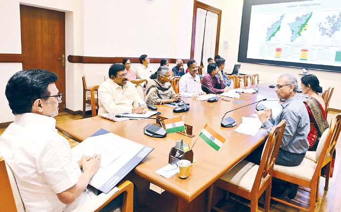 அக்டோபரில் பெய்த மழையால் சேதமடைந்த 4,235 ஹெக்டேர் பயிர்களுக்கு நிவாரணம்