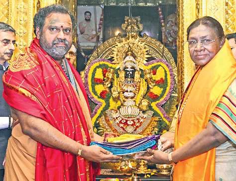 வேலூர் பொற்கோயிலில் ஜனாதிபதி சுவாமி தரிசனம்